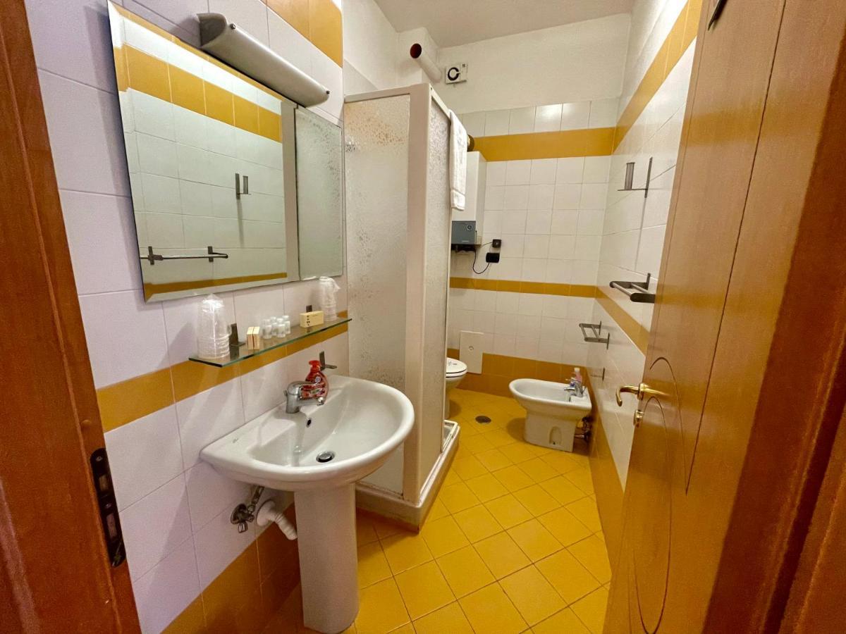 Ferienwohnung Maria Carolina Casavacanze Caserta Exterior foto